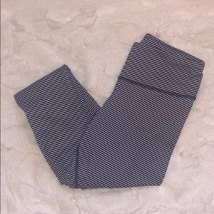Navy and White Lululemon leggings